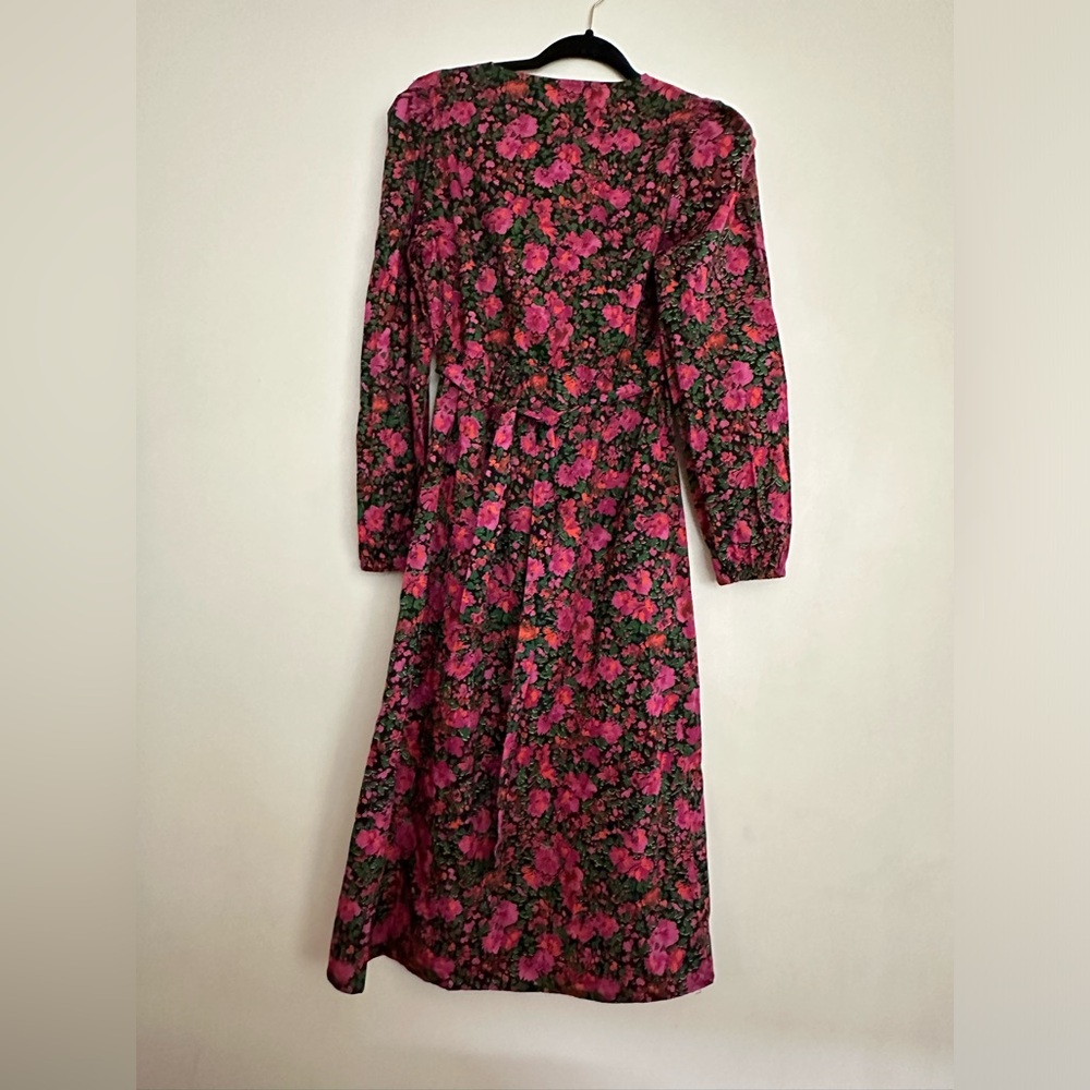 Vila Black Dress With Fuchsia Floral belted Maxi Dress - Picture 2 of 5
